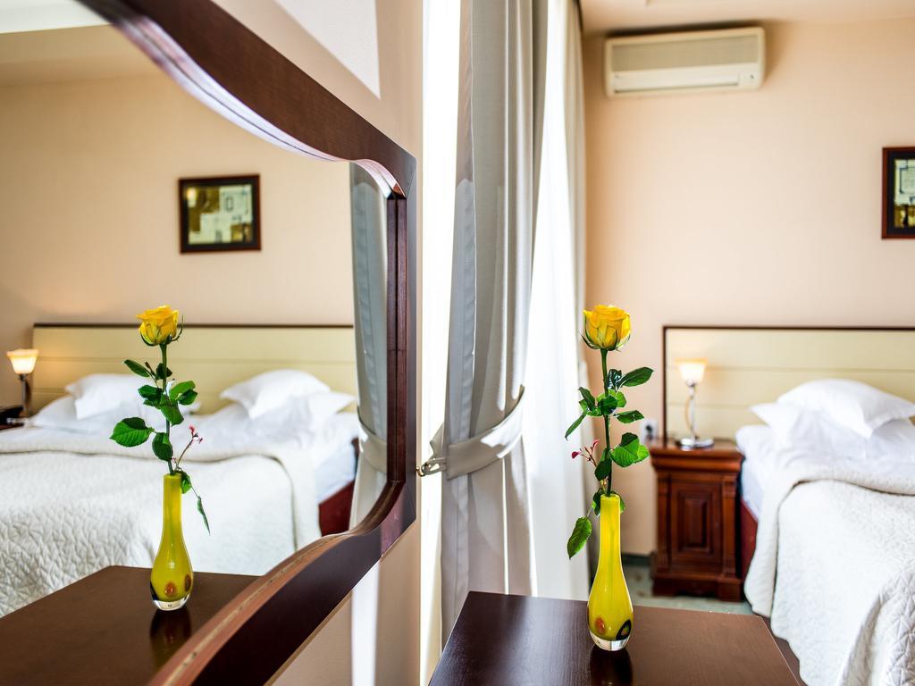 Hotel Opal Kluž Exteriér fotografie